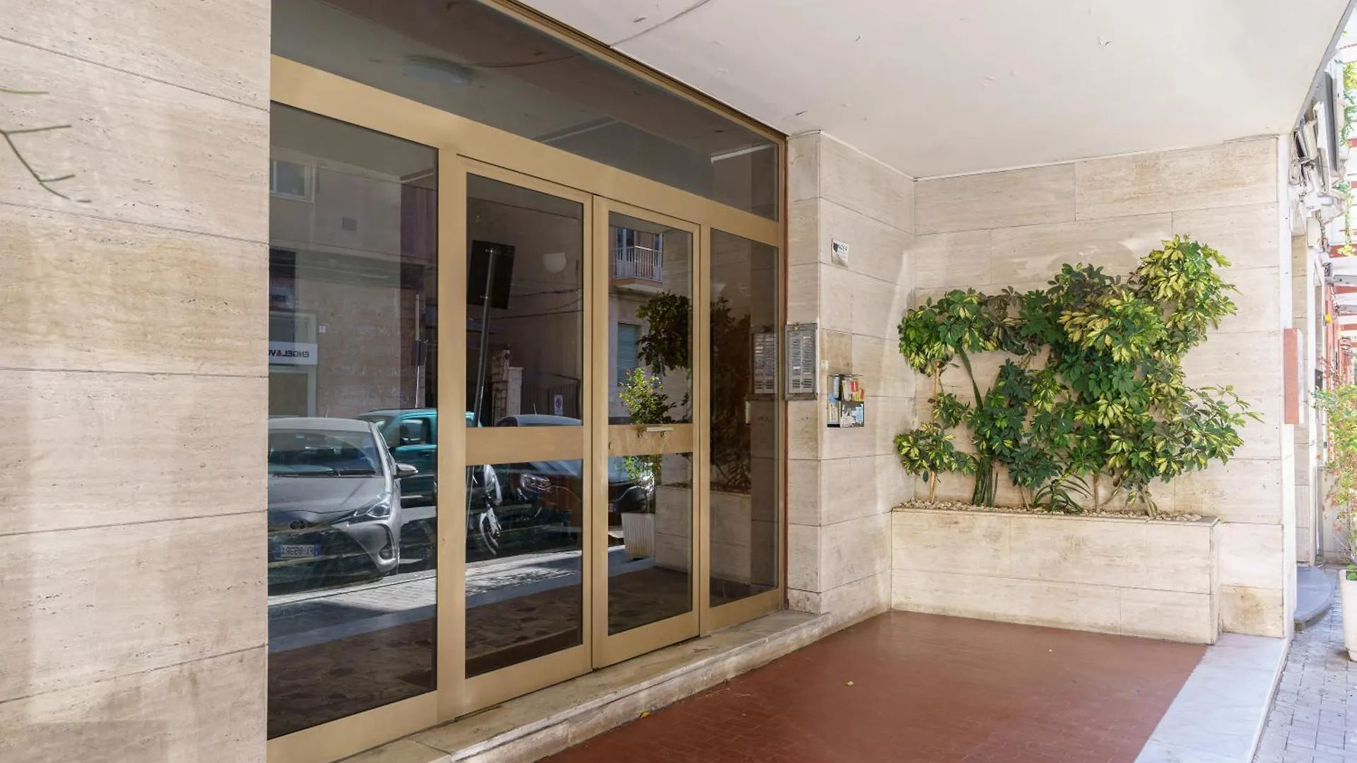 Twinstay Catania 0*,